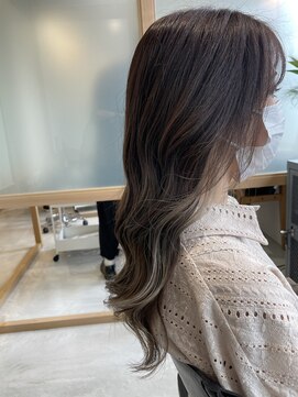 ケースタイルシェノン(K-STYLE CHAINON) アッシュグレージュ×インナーベージュ