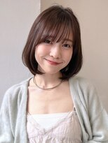 ハニーシブヤ(HONEY shibuya)&nbsp;大人可愛い20代30代40代小顔ひし形ショートボブ×ラテベージュ