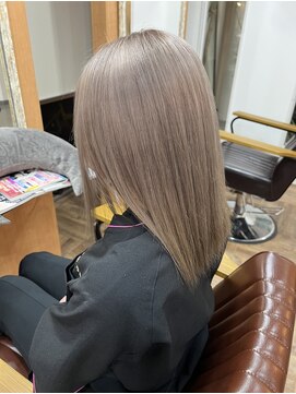 ラッシュヘアー(Rush hair) ミルクティーグレージュ