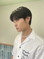 ハチ(HACHI)&nbsp;メンズ人気！ナチュラルセンターパート