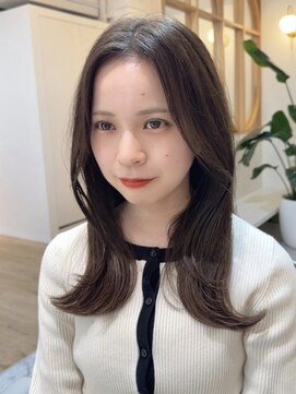 プラネシブヤ(Prune Shibuya) 顔まわりのひし形シルエット ツヤ感大人ヘア