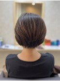 ショートボブ
