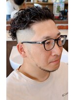 アクセプトザワールドバーバー(Accept the world barber)&nbsp;カーリーパーマ×スキンフェード