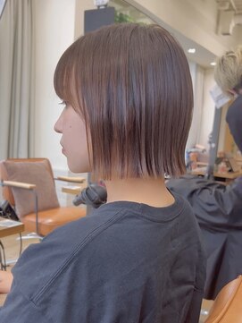 ビューレイギンザ(VIEW LEI GINZA) ぱつっと外はねボブ