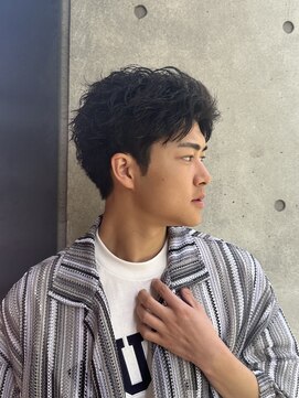 ササ(33) 【スパイキーショート×ピンパーマ】