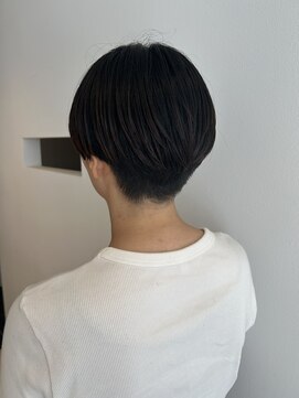 フォークロア 本店(Folk Lore) 刈り上げマッシュショート