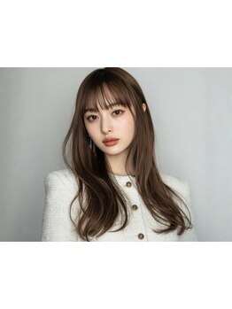 ダメージレスに透明感カラーが叶う天神で大人気の美容室♪大人ハイライトや白髪ぼかし、ダブルカラーも◎