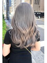 スライバイリアオオサカ(Sly By Ria OSAKA)&nbsp;グレーアッシュ【梅田】【大阪】