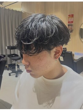 レボ 片町店(Revo) シャドウパーマ