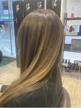 トゥーヘアー(too hair) 艶感ストレート