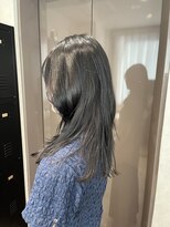 クエ(QUE) ロングレイヤーカット
