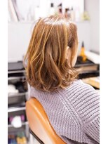 ミッシェル アフロート(michelle afloat)&nbsp;20代30代40代50代小顔ハイライトグレージュ重めラフ外ハネボブ☆