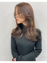 アルテ(ARTE)&nbsp;【ARTE表参道/青山】小顔レイヤー×シアベージュ