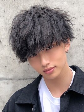 フィフス 原宿(fifth) 【大人メンズマッシュ＆波巻きツイストスパイラルパーマ】