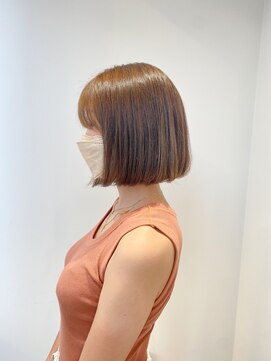 ミラバイグリーン(Mira by green) ボブ/ミニボブ/内巻き/シースルーバング/ココアベージュ