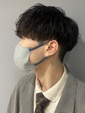 オルカン バイ エクシア(OLCAN by EXCIA) 【20・30代に人気】パーマ×ツーブロックスタイル