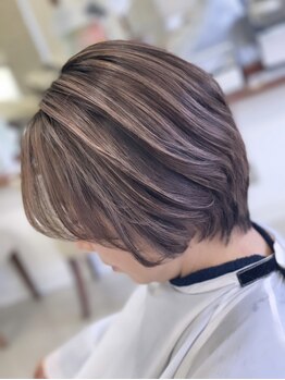 プログレス つくば店(PROGRESS by ヂェムクローバーヘアー)の写真/【脱白髪染めカラーも大人気◎】髪へのダメージを最小限に抑えて艶髪に♪白髪ぼかし♪ハイライト白髪染め♪