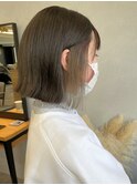 インナーカラーベージュ×グレージュ＊顎下切りっぱなしボブ