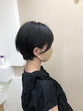 エミュ(emu) ショートボブ