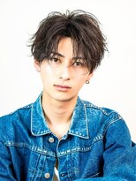 オーシャントーキョーオーバー 渋谷(OCEAN TOKYO OVER)&nbsp;フェザーパーマセンターパートニュアンスパーママッシュウルフ