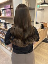 ユーフォリア 青山(Euphoria)&nbsp;【担当きょうこ】赤み消し透明感ヘーゼルベージュ上品カラー