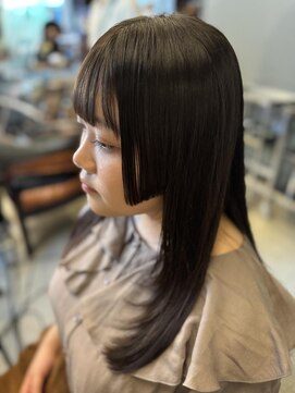 アングゥギャラリー(ungu GALLERY) ぱっつんカット