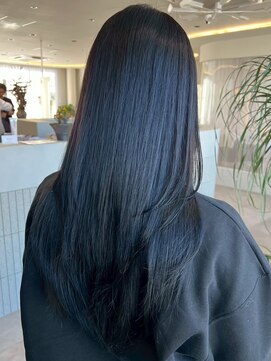 ビビバイベル(BiVi by BHEL) 桑名ロングレイヤーカットハッシュカット透明感カラー重めロング