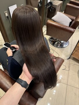 ロアナ 六本木(LOANA ROPPONGI) 髪質改善・縮毛矯正でサラッとまとまるストレート