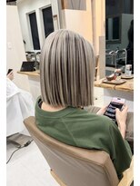アルーナビューティデザイン&nbsp;アンブレラカラー×白髪ぼかし