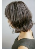 オーシャンカラーx小顔外はねボブ