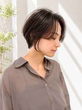 エアー 横浜(AIR) ◎横顔まで美しい 360°美シルエットショート
