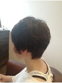 【くせ毛×デザインカット】くせ毛を活かしたナチュラルショート