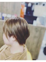 ヘアーフレンズ13(hair friends 13) 耳かけショート