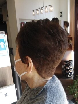 ヘアアンドスパ アイリス hair&spa Iris 【南鳩ヶ谷1分☆30代からの本格サロン】ショート