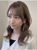 小顔バング × シルキーベージュ