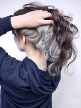 ディア(.eer) ホワイトインナーカラー wカラー トリプルカラー 夏冬トレンド