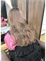 前髪　マルチ　ピンクベージュ　インナーグレージュ　ウルフ