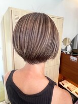 トリッカアヴェダ(tricca AVEDA) お洒落ハイライト/ショート