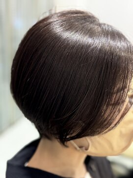 ヤサシイサロン(YASASHII SALON) クールブラウン×ショートボブ