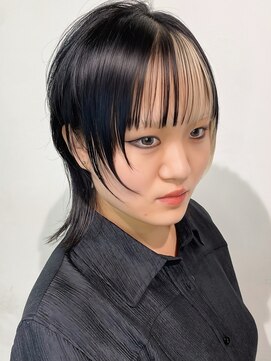 ココ 原宿(KOKO) □＃顔まわりレイヤー＃レイヤーカット#ウルフ＃インナーカラー