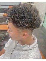 リル(LILU)&nbsp;宮城リョータ風 パーマ ×  ハイライト