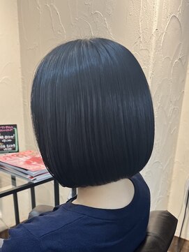 アティック(attic) ショートボブ/ボブ/ショート/ヘアドネーション/レイヤーカット