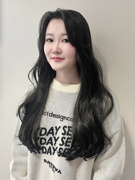 アクシス ナゴヤ(AXIS NAGOYA) 【MIKU】艶感ブラック韓国ヘア