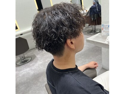 アース 金山店(HAIR&MAKE EARTH)の写真
