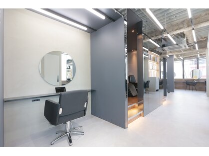 ユアーズヘア 東新宿店(youres hair)の写真