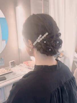 イノチカ(INOCHIKA) シニヨンスタイル