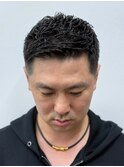 大人の色気と清潔感！フェードカット×濡れ感マッシュショート