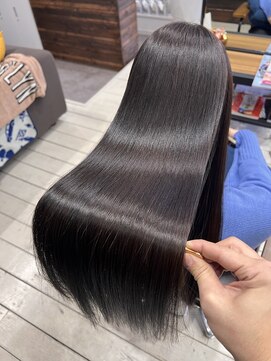 パドトロワ(Pas de trois) 20代30代の忙しい毎日を楽にする髪質改善☆癖除去システム