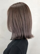 アイティーバイアルバム 八王子店(IT by ALBUM)&nbsp;グレージュボブ_アースカラーくびれヘアツートンカラー_ba300311