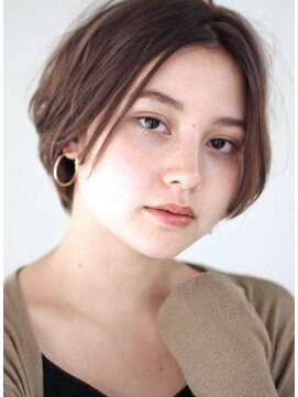 サーカス バイ ビュートリアム 青山(CIRCUS by BEAUTRIUM) 骨格美　手入れ簡単　小顔　大人可愛い　ショートボブ